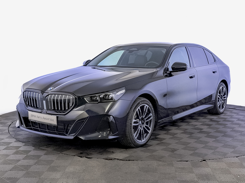 BMW 5 серии 2024 34 956км фото №1