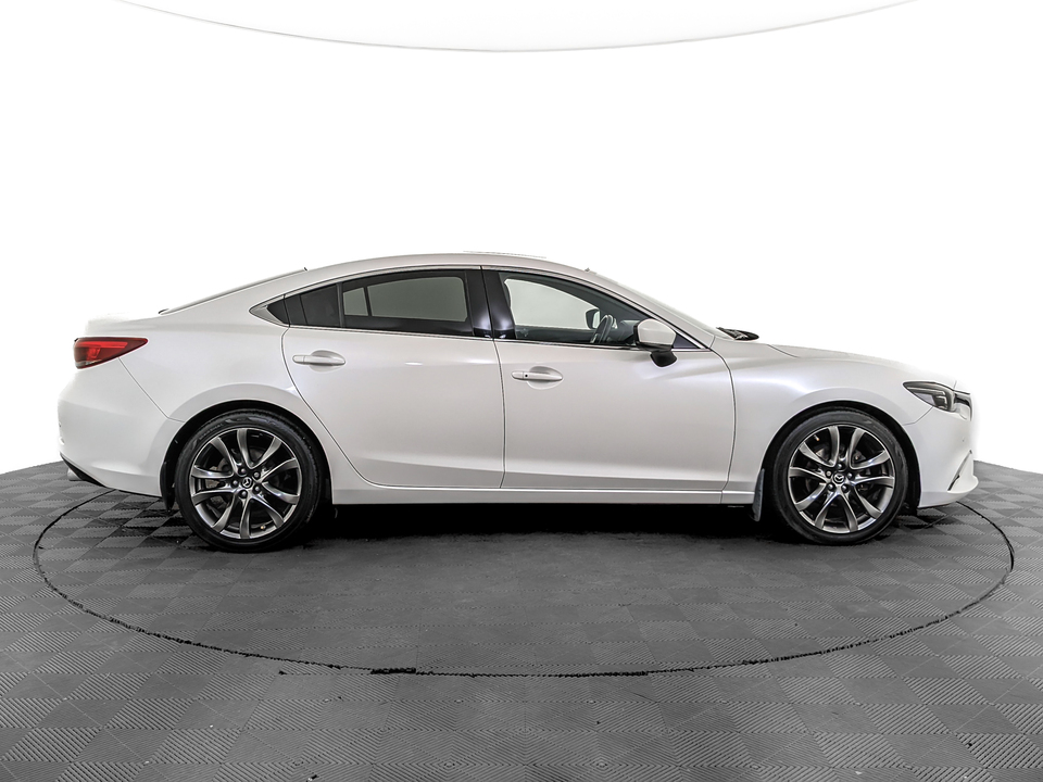 car-card-slide Mazda 6 2017 109 072км фото №4