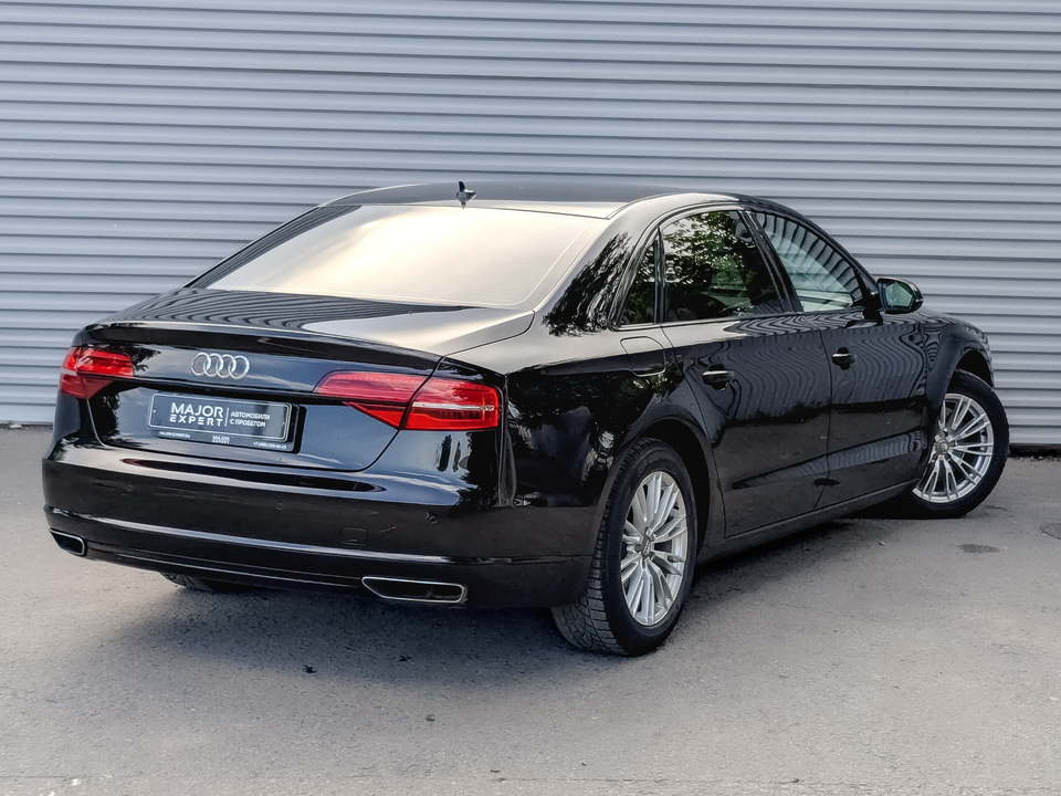 car-card-slide Audi A8 2016 90 722км фото №5