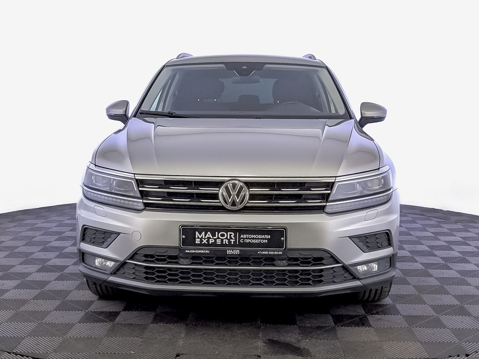 car-card-slide Volkswagen Tiguan 2019 170 000км фото №2