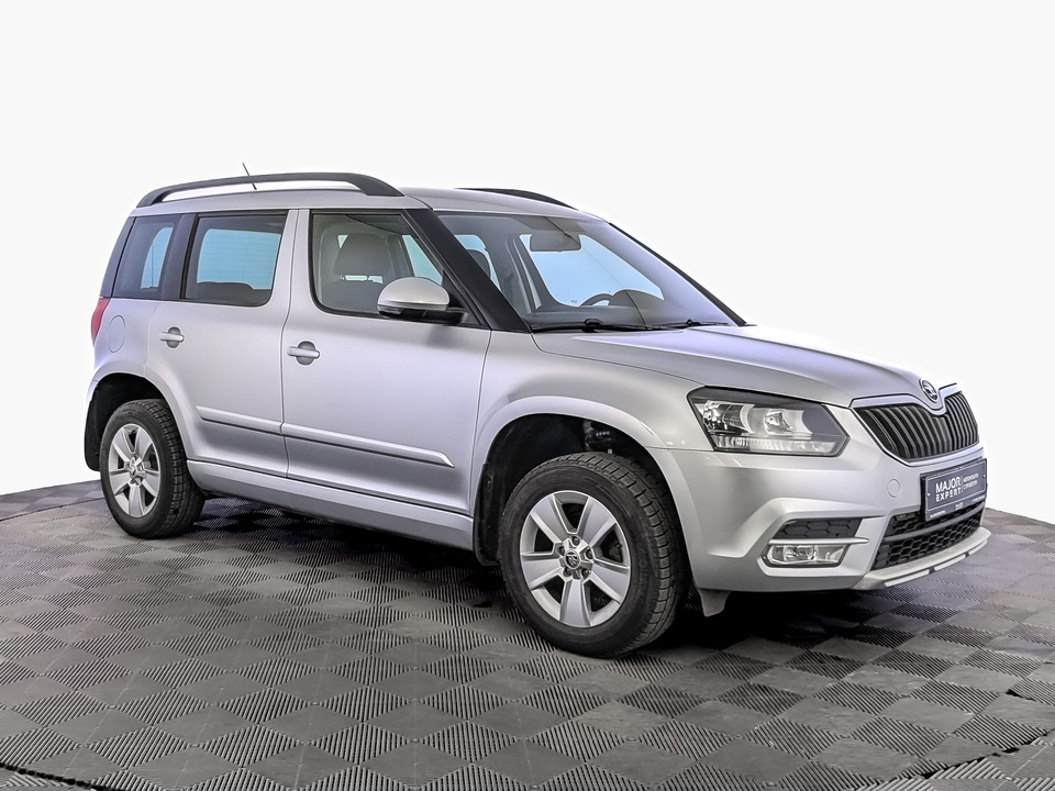 car-card-slide Skoda Yeti 2014 102 059км фото №3