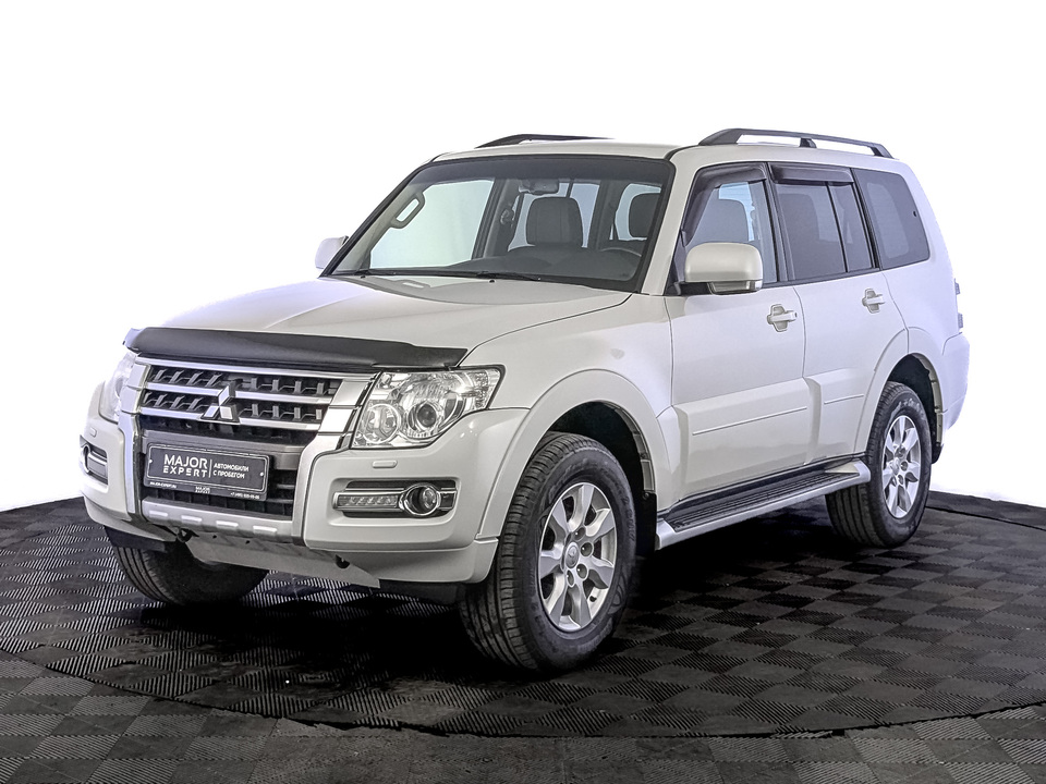 car-card-slide Mitsubishi Pajero 2018 142 613км фото №1