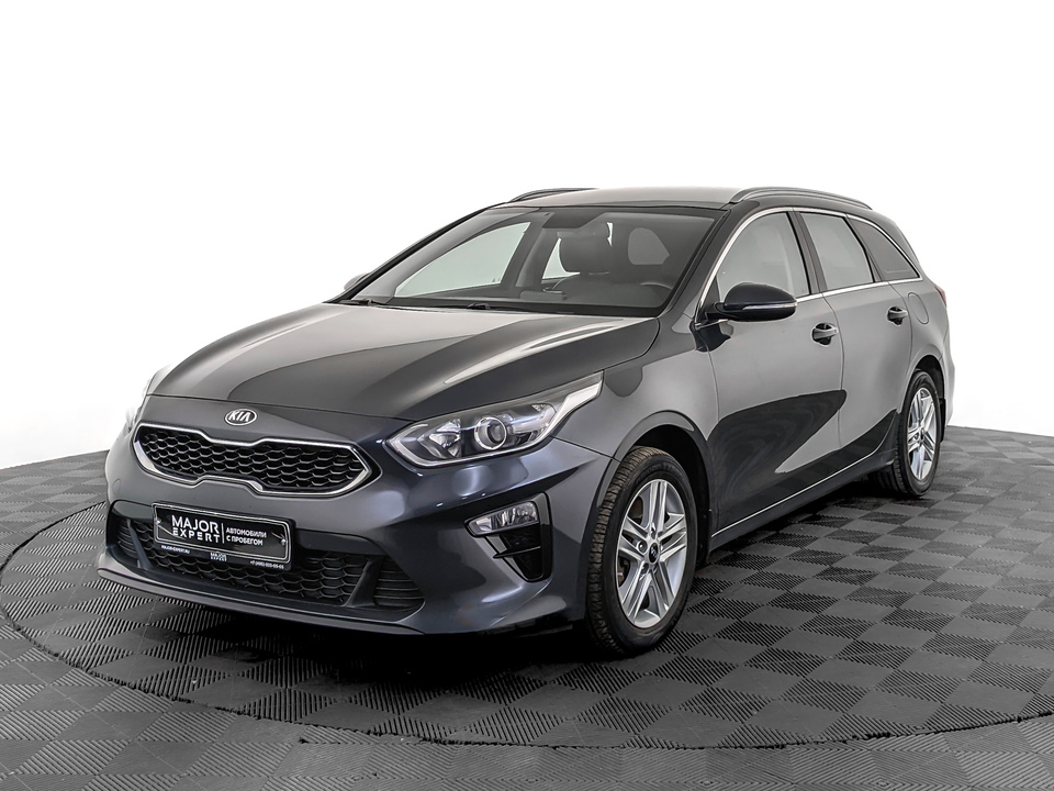 car-card-slide Kia Ceed 2019 108 871км фото №1