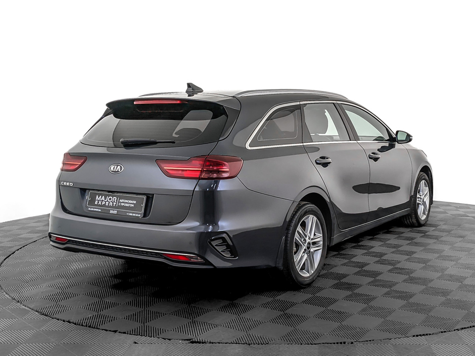car-card-slide Kia Ceed 2019 108 871км фото №5