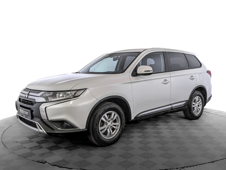 car-card-slide Mitsubishi Outlander 2018 162 450км фото №1