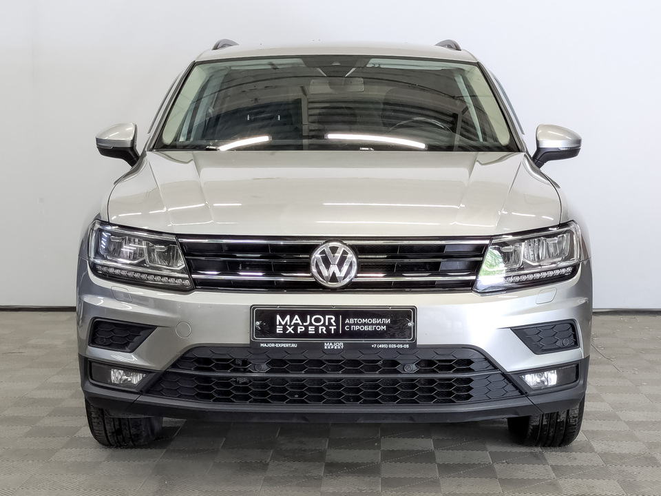 car-card-slide Volkswagen Tiguan 2020 95 085км фото №2