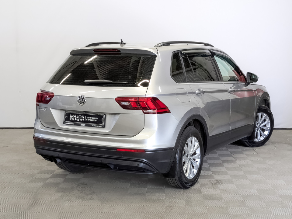 car-card-slide Volkswagen Tiguan 2020 95 085км фото №5