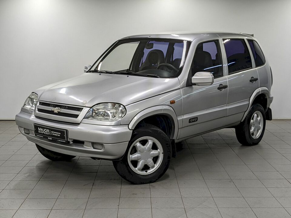 car-card-slide Chevrolet Niva 2008 74 498км фото №1