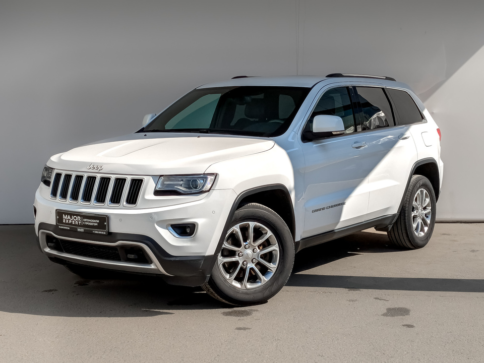 car-card-slide Jeep Grand Cherokee 2016 130 144км фото №1