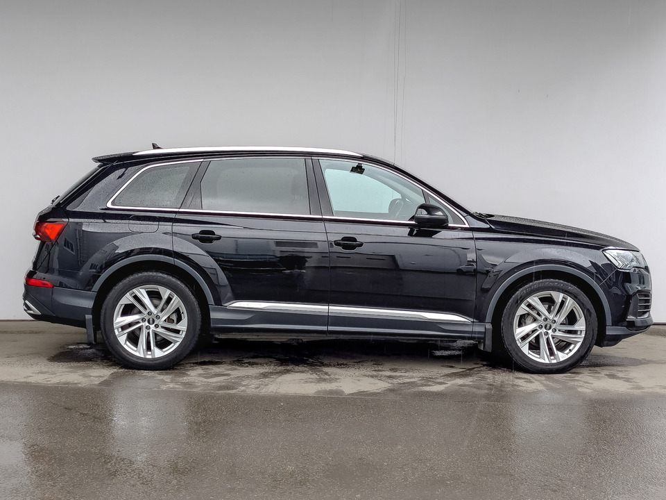 car-card-slide Audi Q7 2021 105 520км фото №4