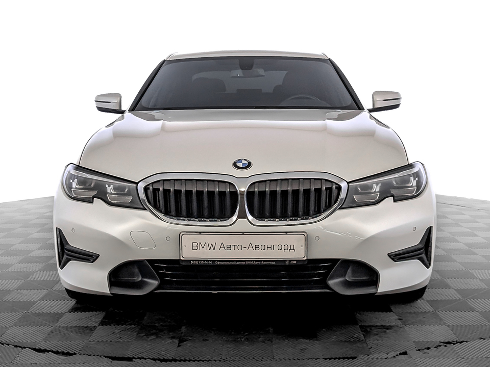 car-card-slide BMW 3 серии 2021 69 905км фото №2