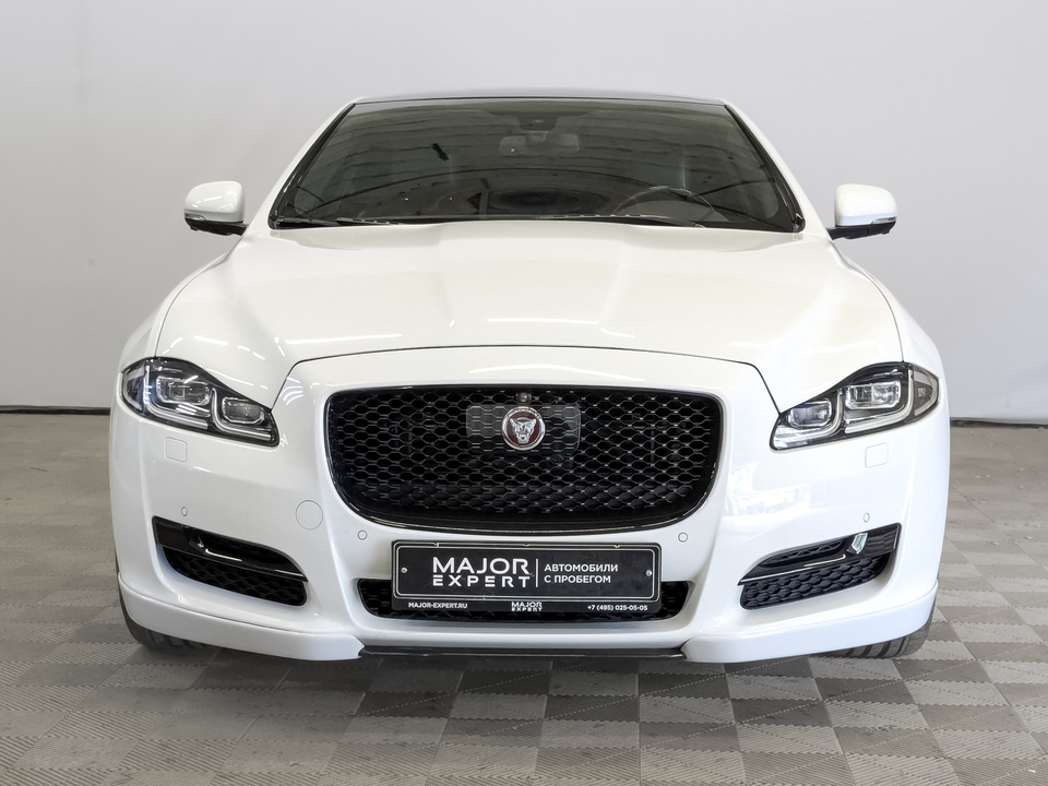Jaguar XJ 2016 40 122км фото №2