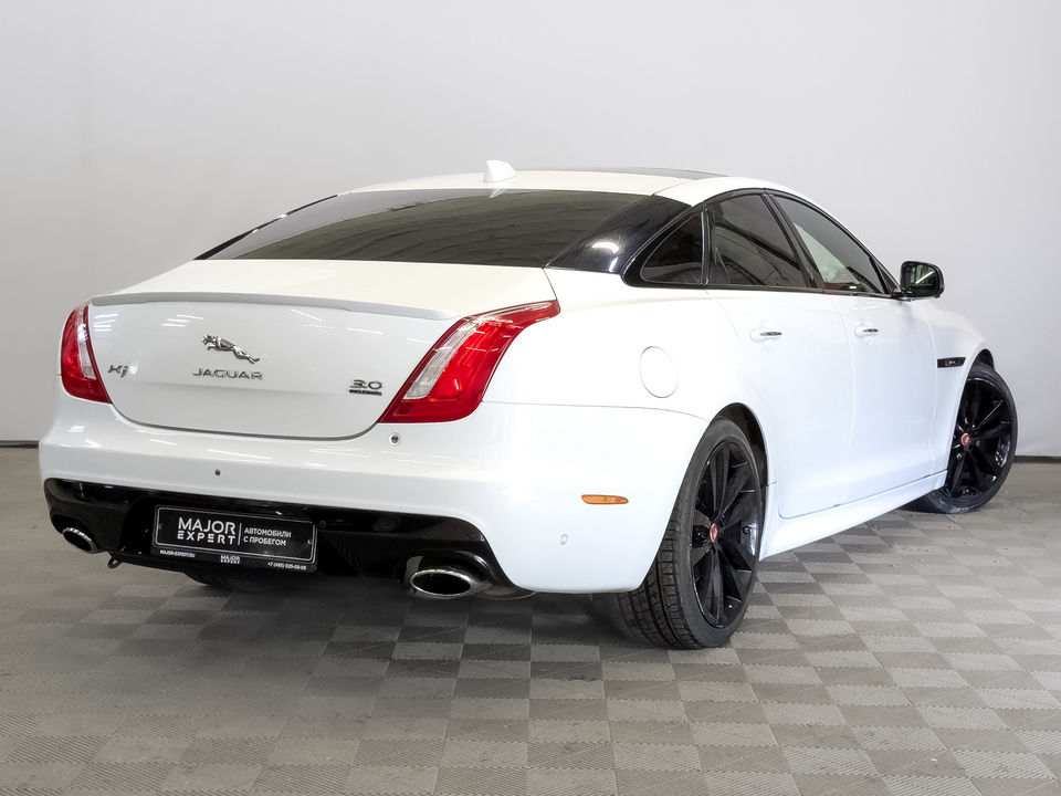 Jaguar XJ 2016 40 122км фото №5