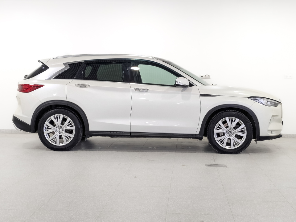 car-card-slide Infiniti QX50 2019 103 626км фото №4