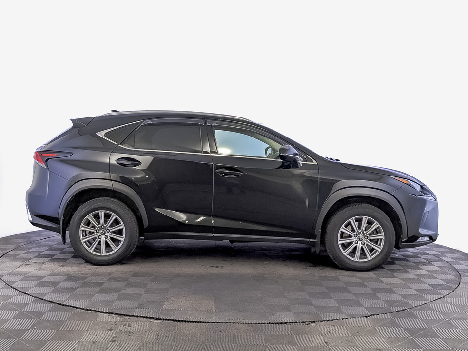 car-card-slide Lexus NX 2020 135 995км фото №4