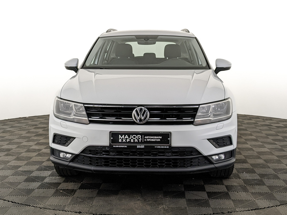 car-card-slide Volkswagen Tiguan 2018 79 146км фото №2