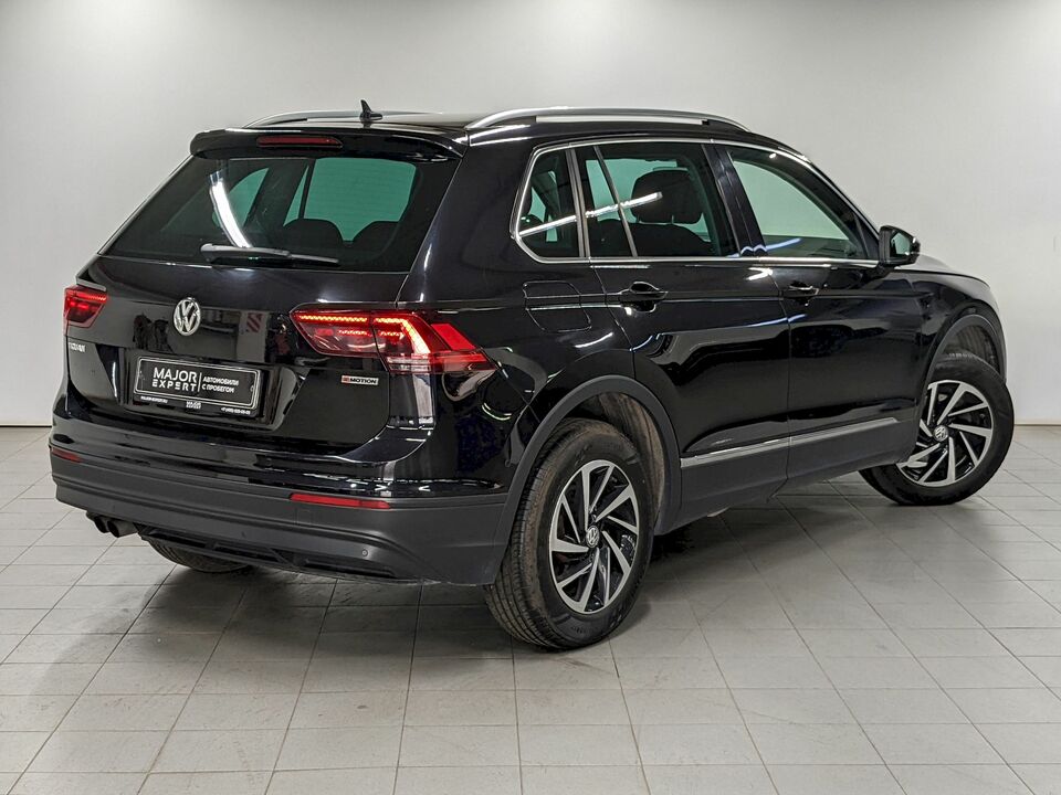 car-card-slide Volkswagen Tiguan 2018 110 340км фото №5