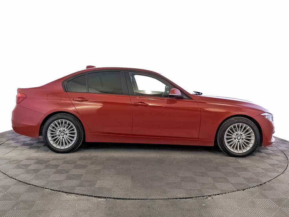car-card-slide BMW 3 серии 2016 147 404км фото №4