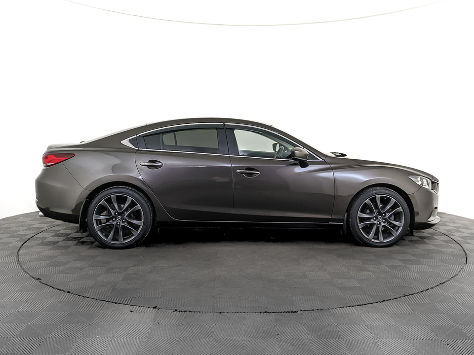 car-card-slide Mazda 6 2017 126 243км фото №4