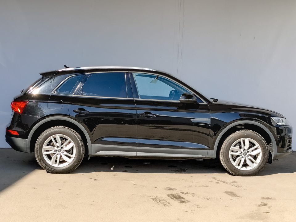car-card-slide Audi Q5 2017 58 247км фото №4