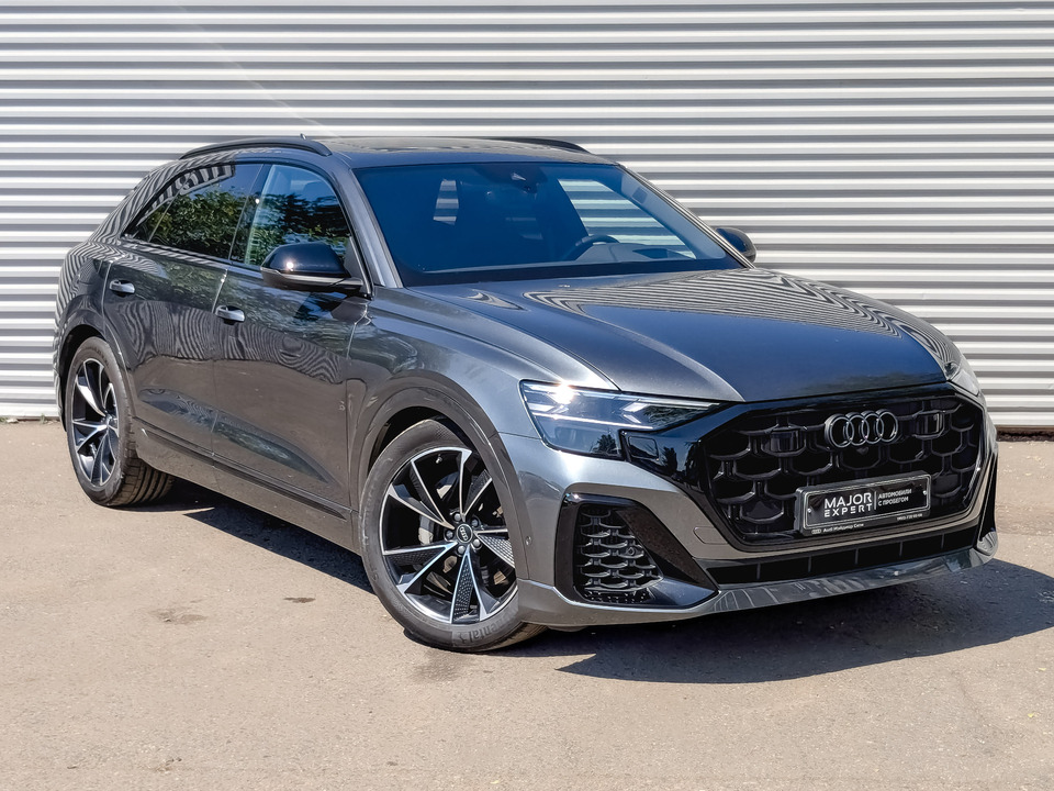 car-card-slide Audi Q8 2024 18 062км фото №3