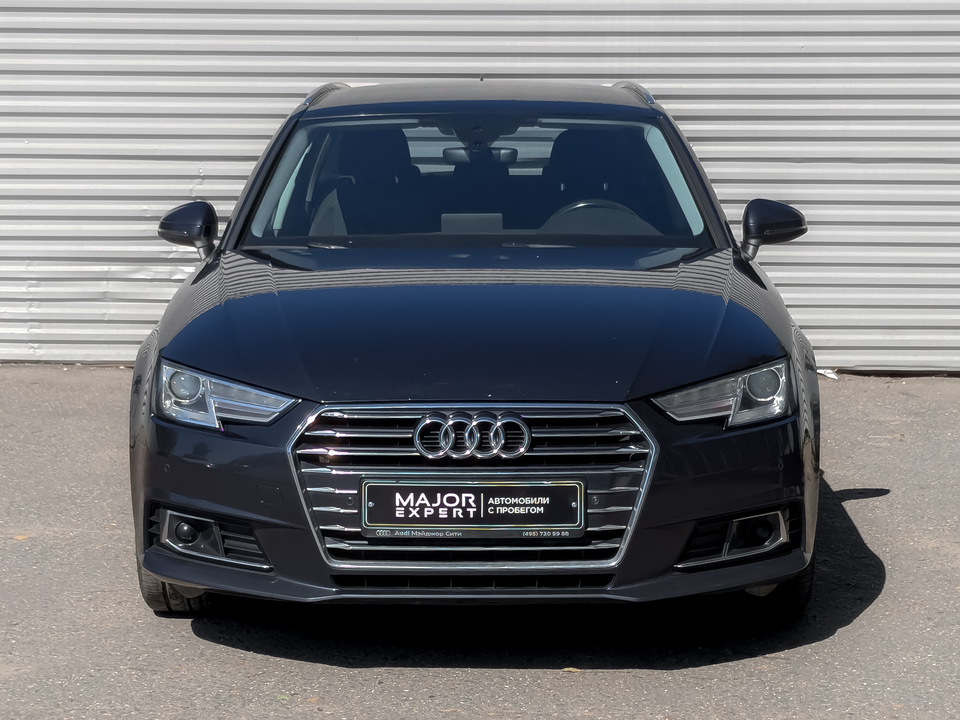 car-card-slide Audi A4 2018 298 346км фото №2