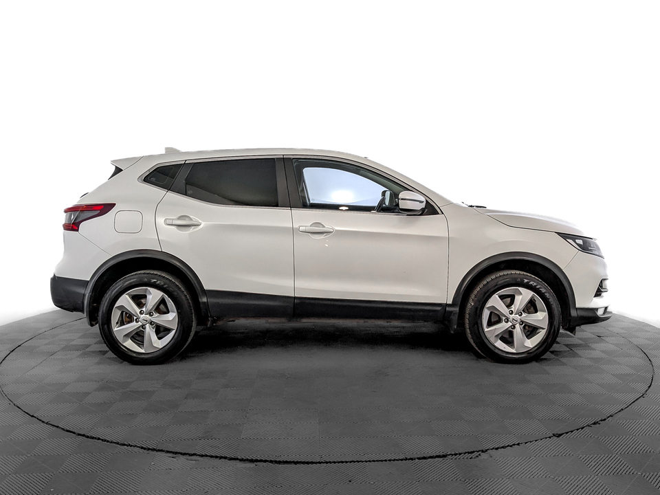 car-card-slide Nissan Qashqai 2019 157 761км фото №4