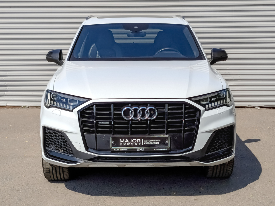 car-card-slide Audi Q7 2020 137 099км фото №2