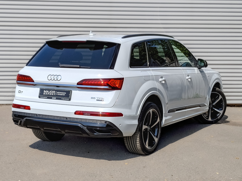 car-card-slide Audi Q7 2020 137 099км фото №5