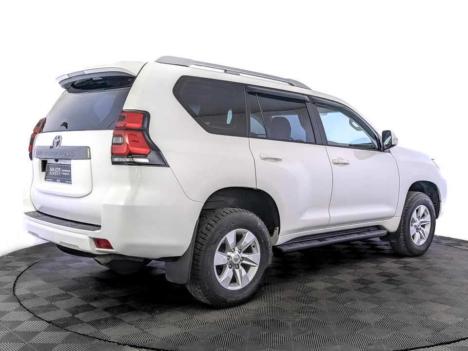 car-card-slide Toyota Land Cruiser Prado 2021 86 000км фото №5