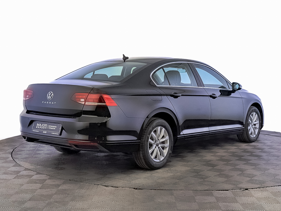 car-card-slide Volkswagen Passat 2021 90 268км фото №5