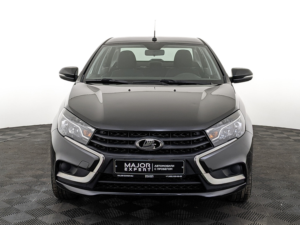 car-card-slide Lada Vesta 2017 61 770км фото №2