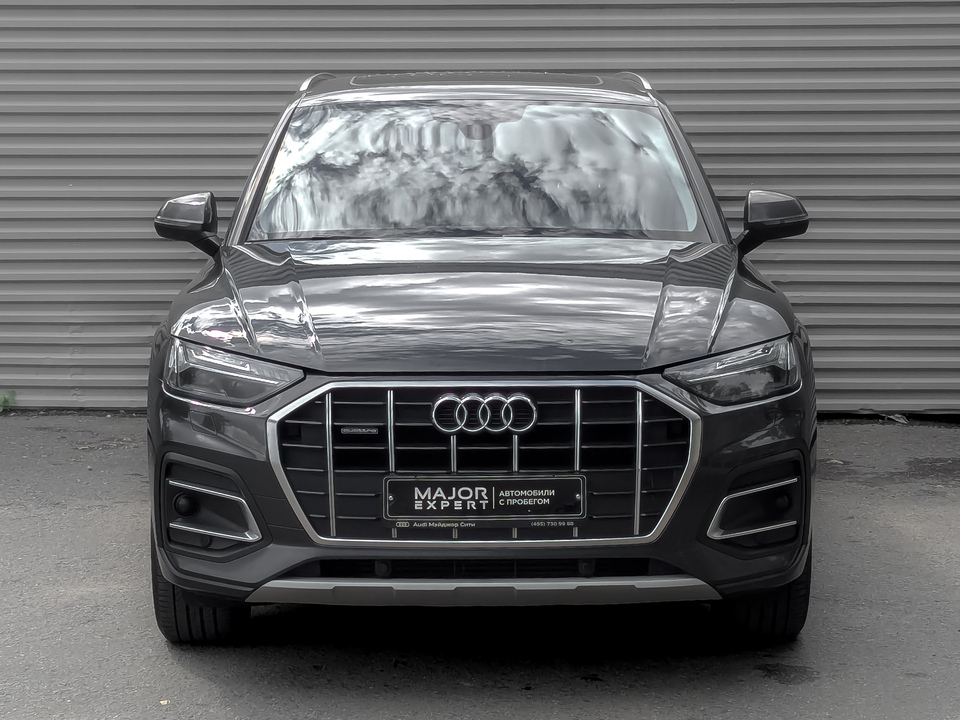 car-card-slide Audi Q5 2021 87 981км фото №2