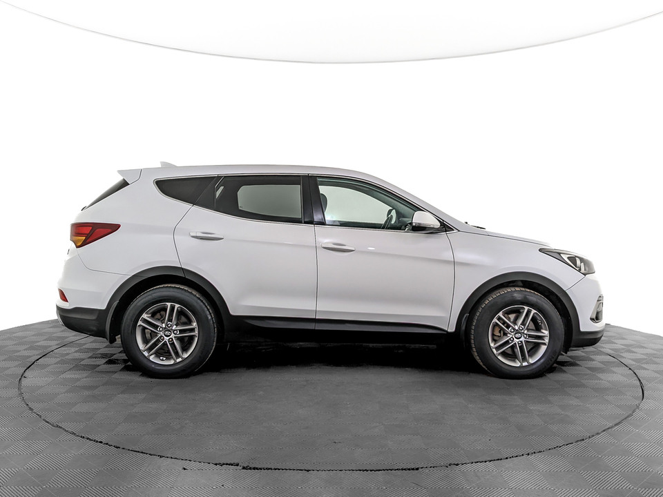 car-card-slide Hyundai Santa Fe 2017 132 470км фото №4