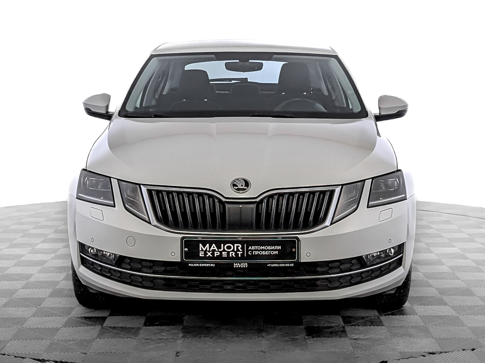 car-card-slide Skoda Octavia 2020 118 839км фото №2