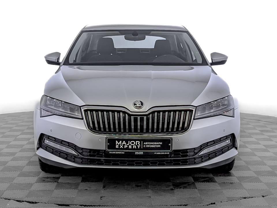 car-card-slide Skoda Superb 2021 133 030км фото №2