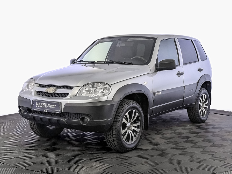 car-card-slide Chevrolet Niva 2017 72 838км фото №1