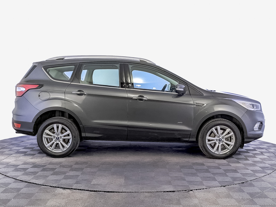 car-card-slide Ford Kuga 2018 96 115км фото №4