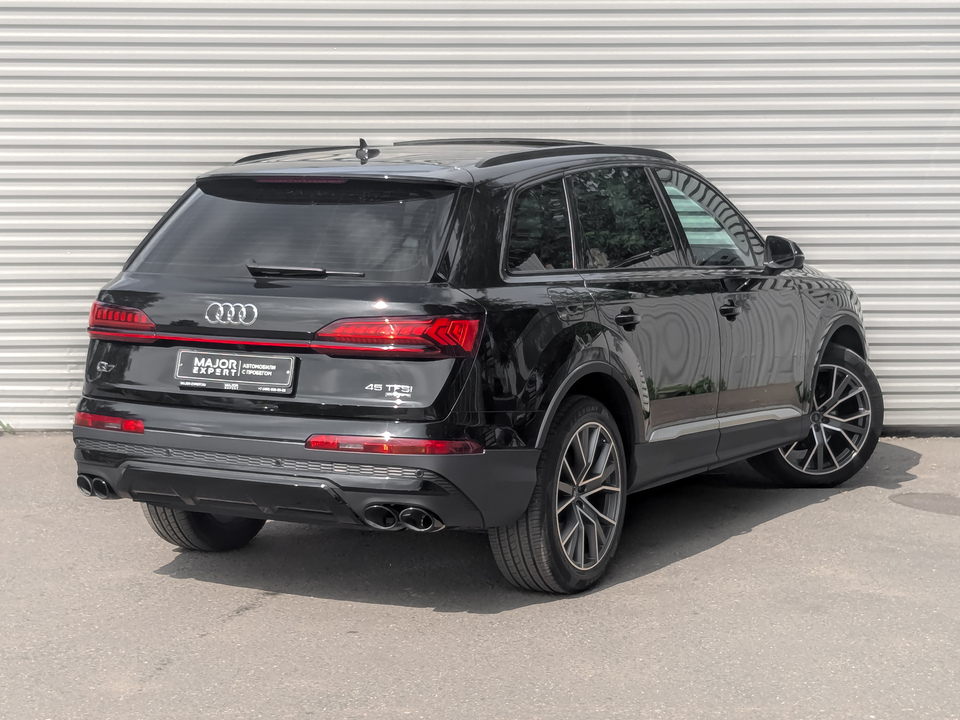 car-card-slide Audi Q7 2023 6 900км фото №5