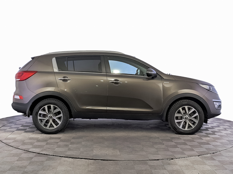 car-card-slide Kia Sportage 2015 30 425км фото №4