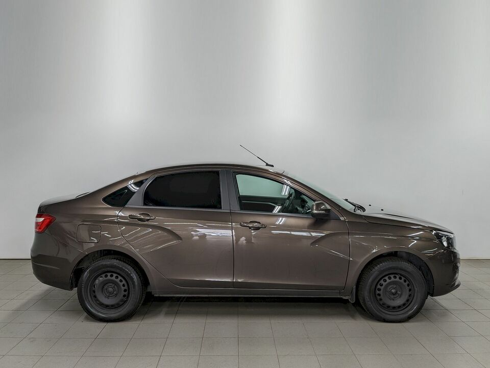 car-card-slide Lada Vesta 2020 65 900км фото №4
