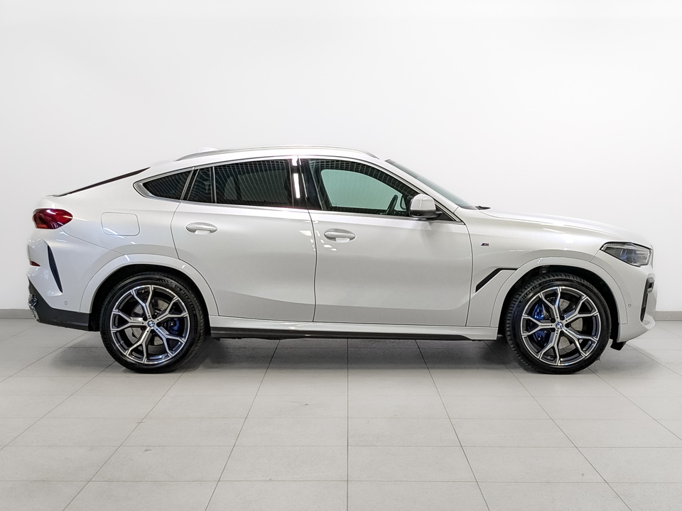 car-card-slide BMW X6 2022 74 049км фото №4