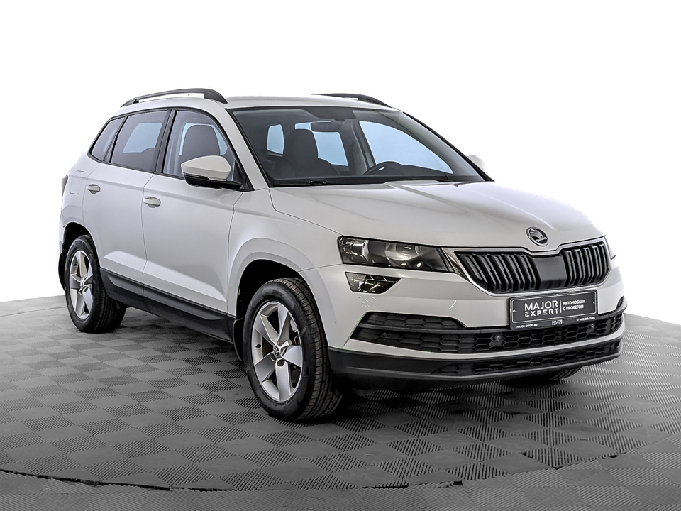 car-card-slide Skoda Karoq 2020 157 099км фото №3