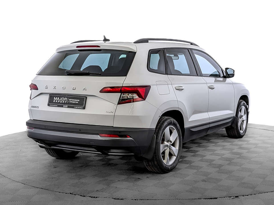 car-card-slide Skoda Karoq 2020 157 099км фото №5