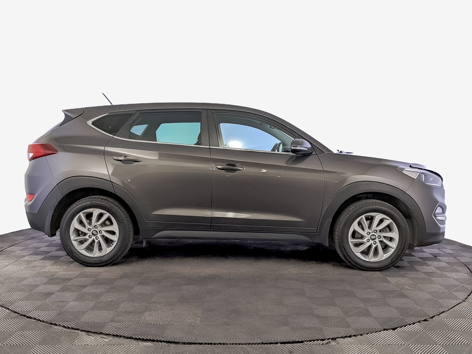 car-card-slide Hyundai Tucson 2016 113 775км фото №4