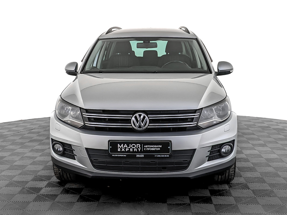 car-card-slide Volkswagen Tiguan 2016 183 326км фото №2