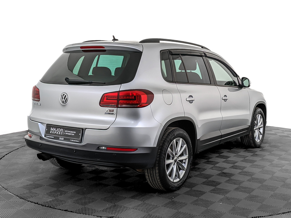 car-card-slide Volkswagen Tiguan 2016 183 326км фото №5