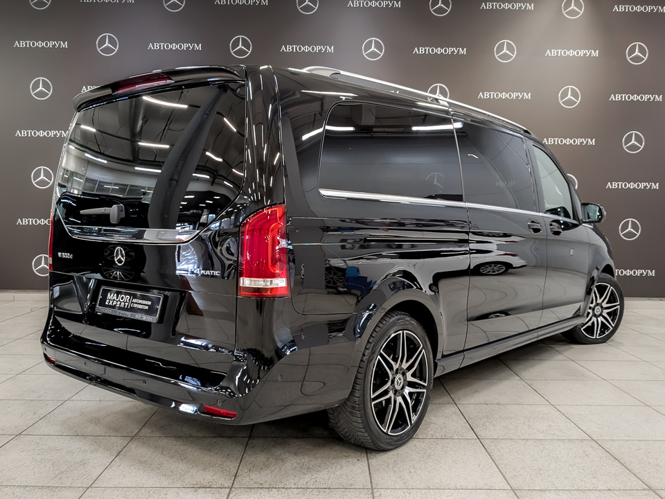 Mercedes-Benz V-Класс 2023 22 376км фото №5