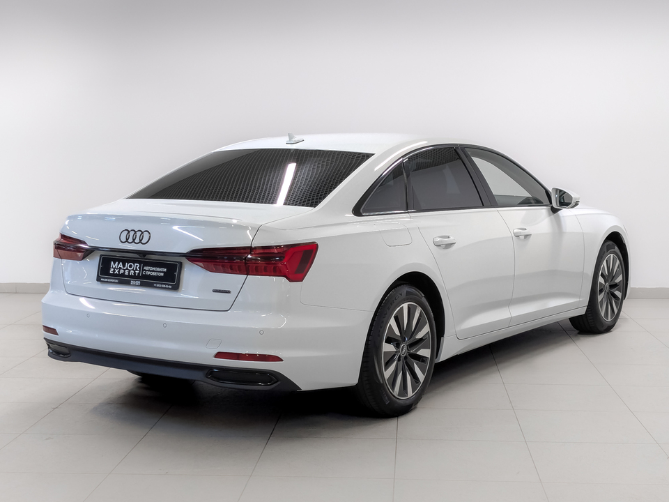 car-card-slide Audi A6 2021 52 223км фото №5