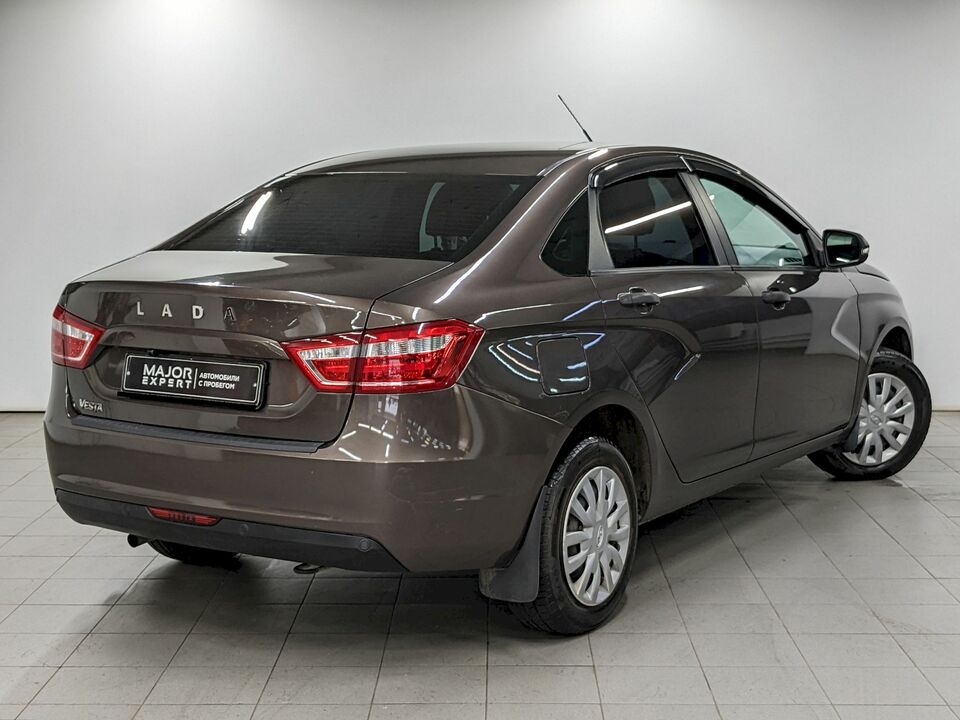 car-card-slide Lada Vesta 2021 109 217км фото №5